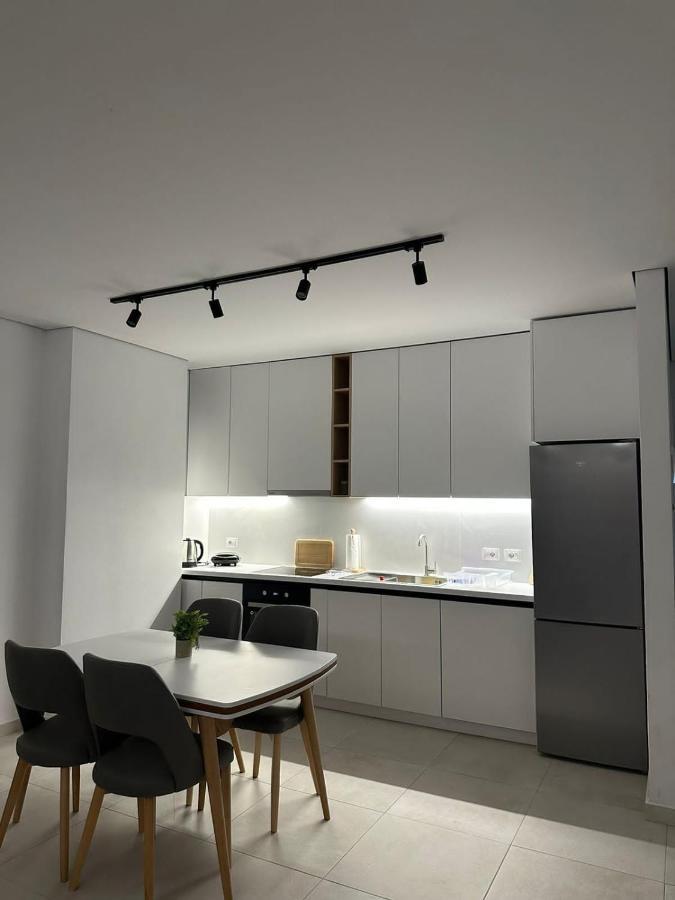 Eme Apartments - Kompleksi San Pietro, Gjiri I Lalzit Дуррес Экстерьер фото