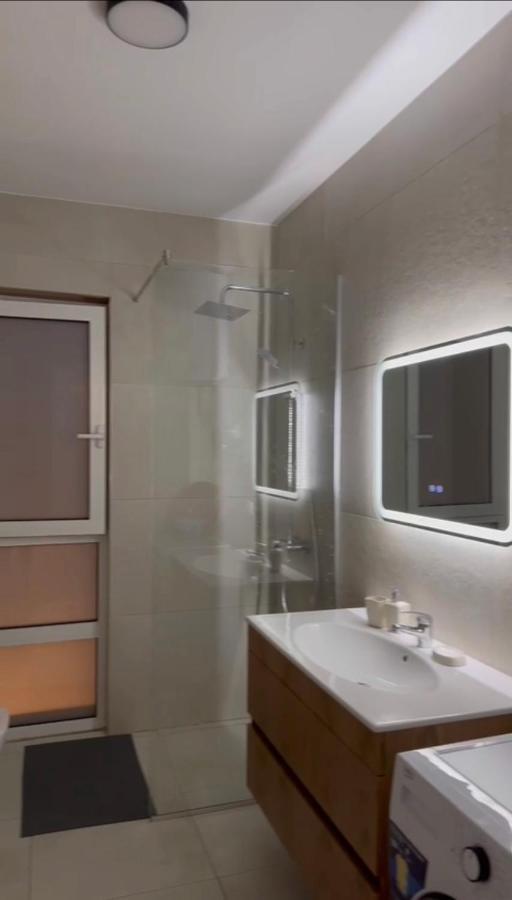 Eme Apartments - Kompleksi San Pietro, Gjiri I Lalzit Дуррес Экстерьер фото