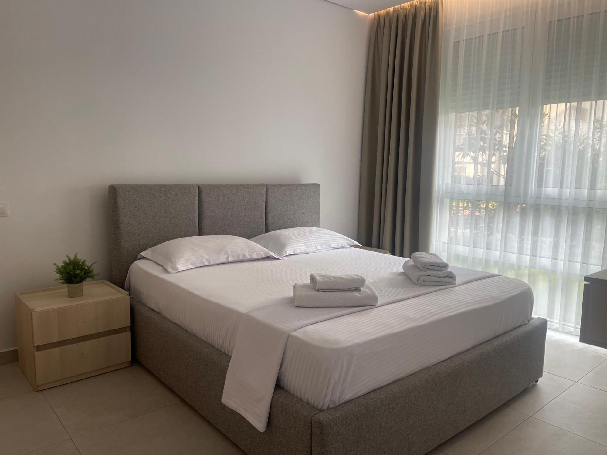 Eme Apartments - Kompleksi San Pietro, Gjiri I Lalzit Дуррес Экстерьер фото