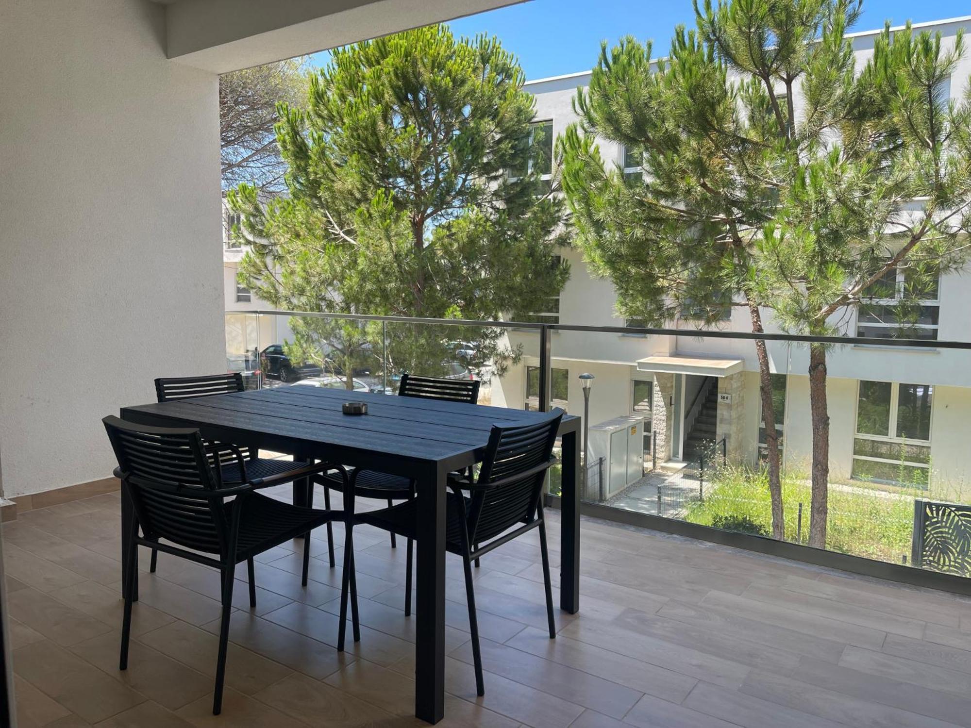 Eme Apartments - Kompleksi San Pietro, Gjiri I Lalzit Дуррес Экстерьер фото