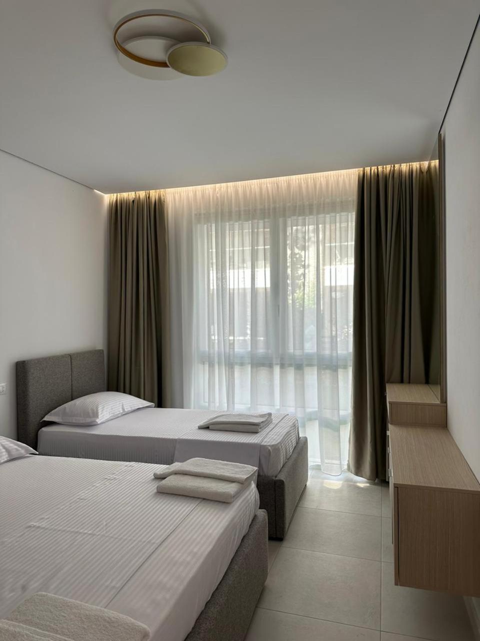 Eme Apartments - Kompleksi San Pietro, Gjiri I Lalzit Дуррес Экстерьер фото